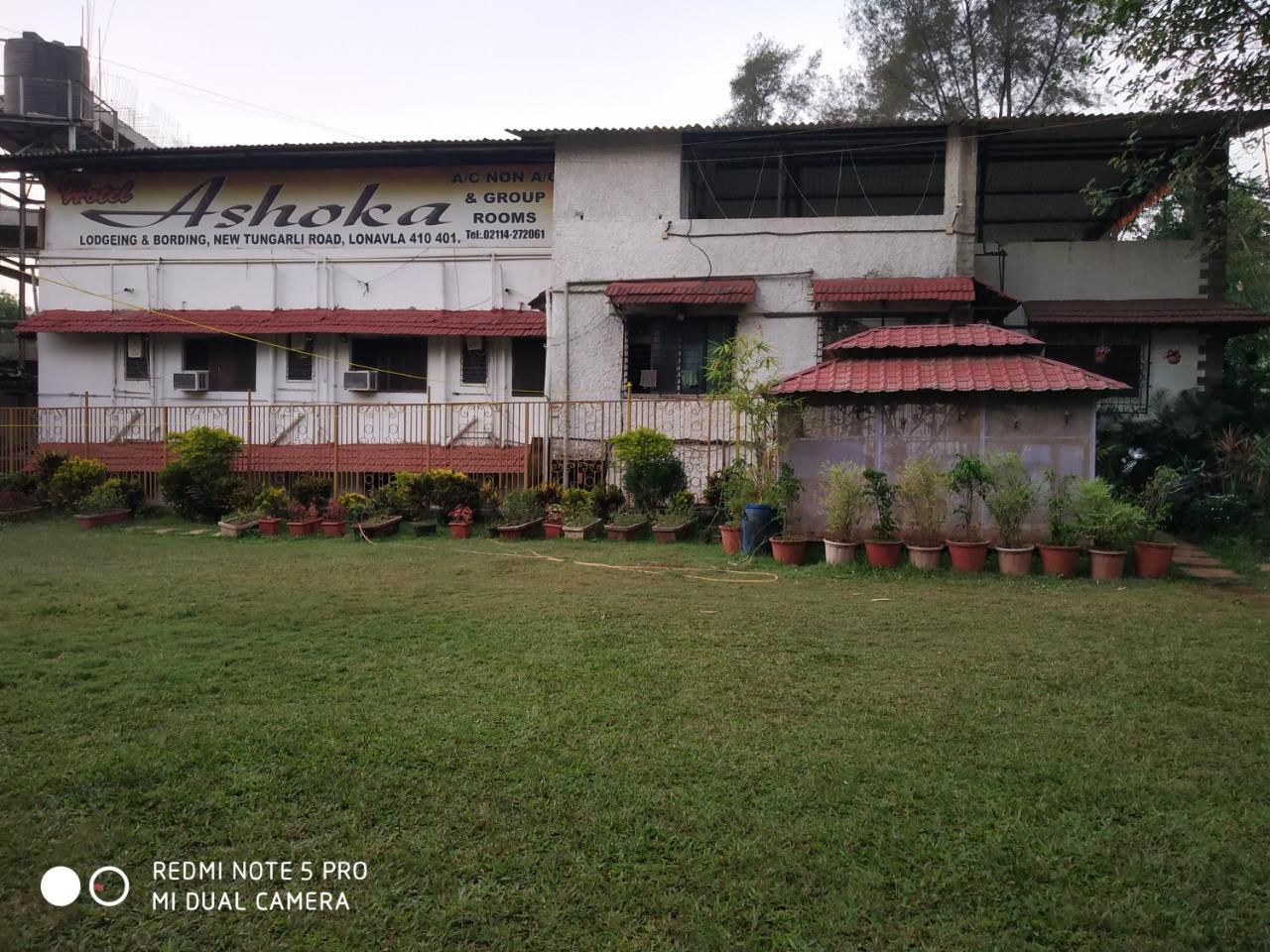 Hotel Ashoka Lonavala Buitenkant foto